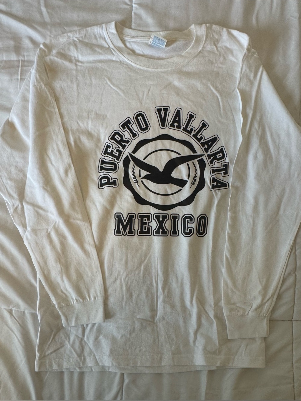 Puerto Vallarta Mexico White Graphic Long-Sleeve Sweater sz Med
